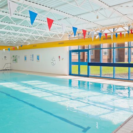 Holiday Inn Chester South By Ihg Exteriör bild