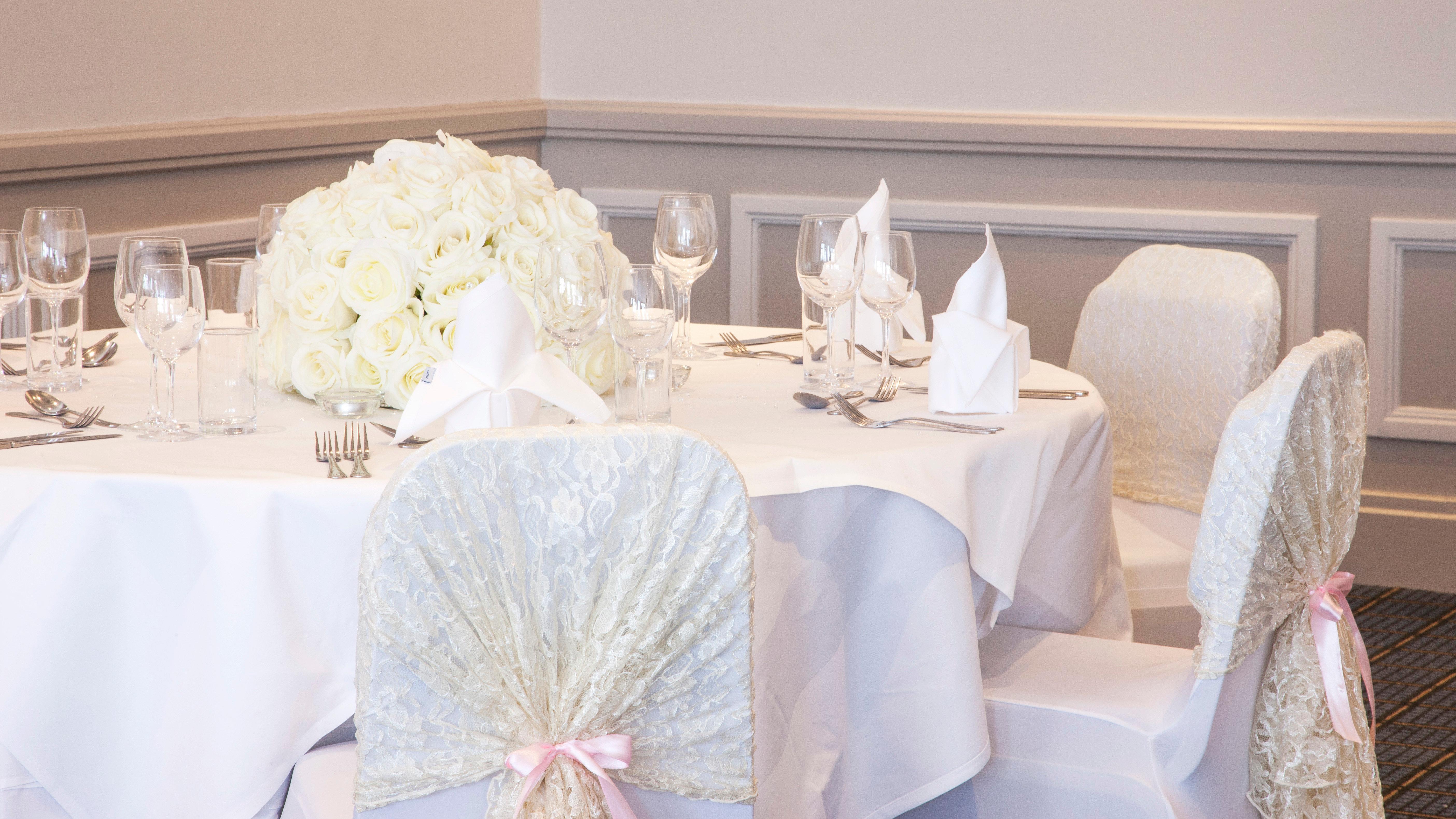 Holiday Inn Chester South By Ihg Exteriör bild