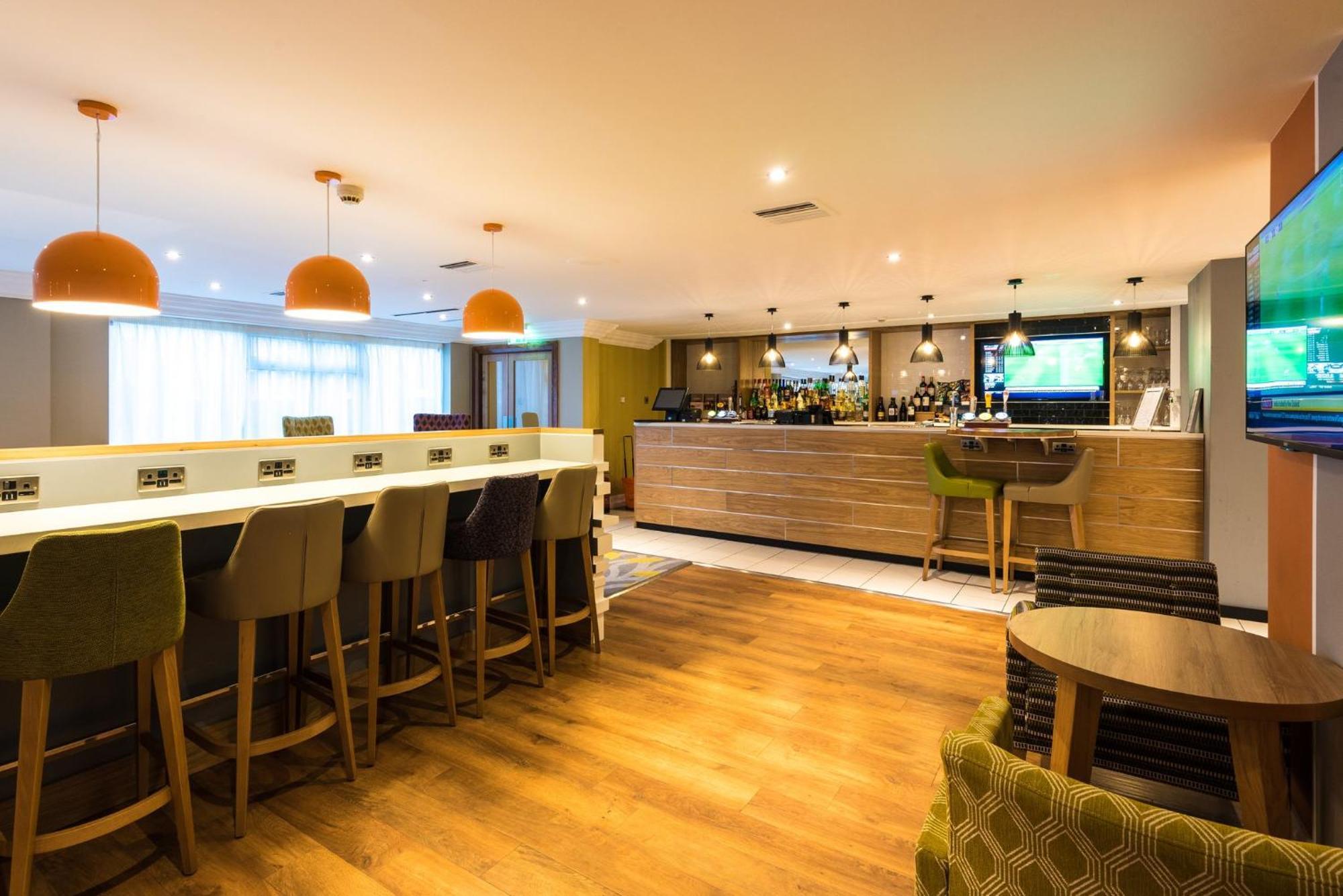 Holiday Inn Chester South By Ihg Exteriör bild