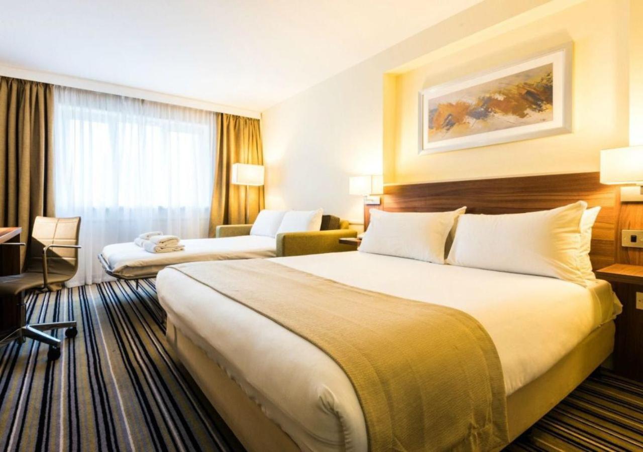 Holiday Inn Chester South By Ihg Exteriör bild